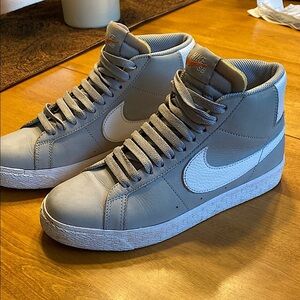 Nike SB Gray Blazer Mid